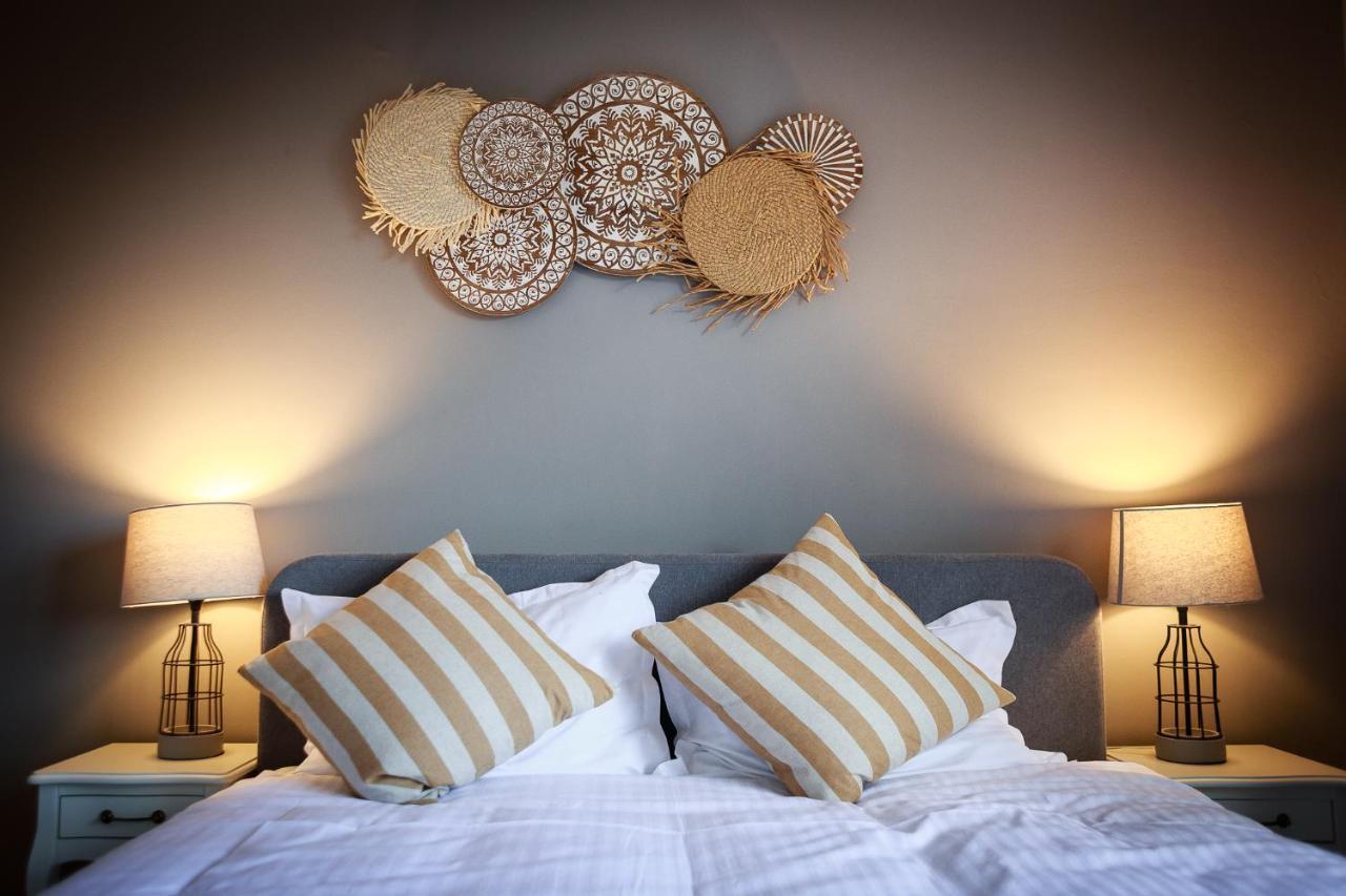 Exquisite 3 Room Apartment In The Heart Of Thetown Campulung Moldovenesc Luaran gambar